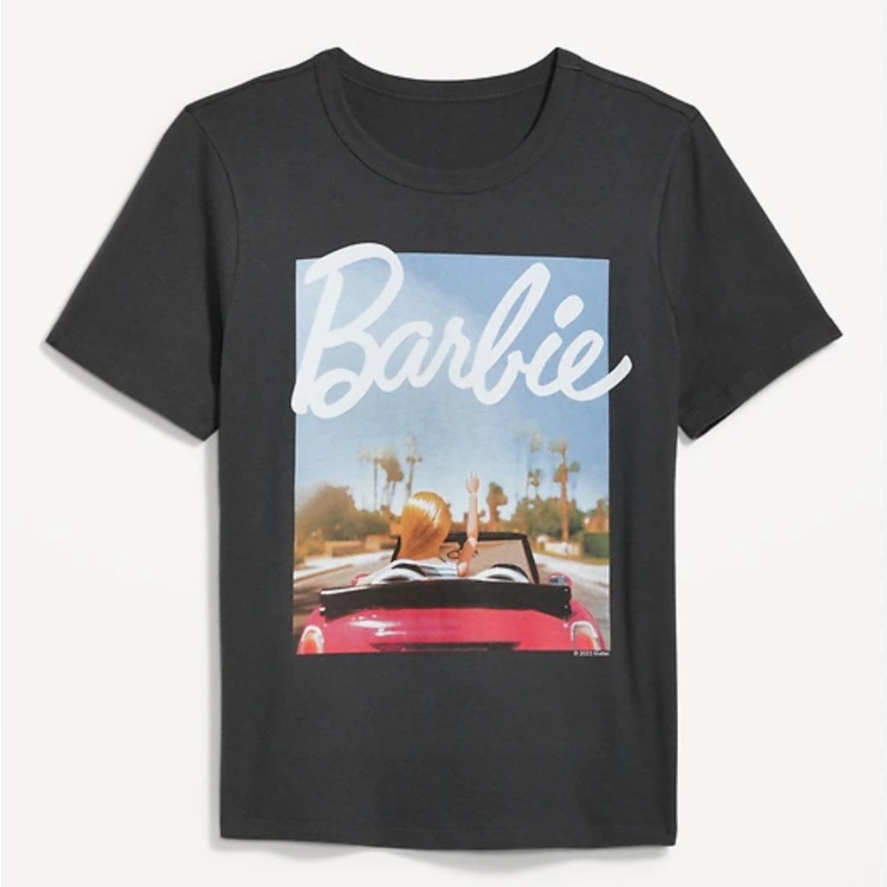 Barbie Women’s T-Shirt - Black with Pink Car Graphic